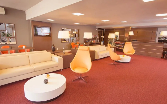 Hotel 10 Aparecida de Goiania