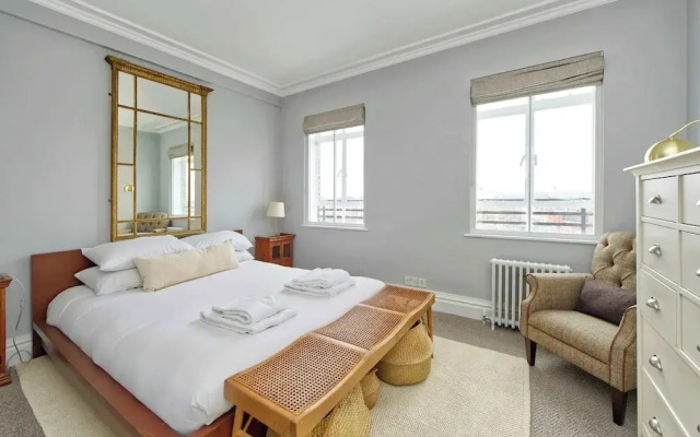 Large 1 Bedroom Apartment - Chelsea