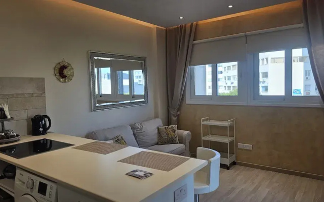 116 NIC 302a - Stay Fantasia Central Suite