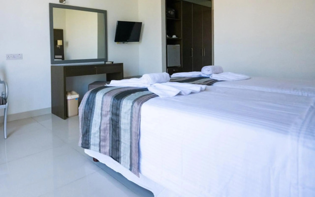 Napa Jay Hotel
