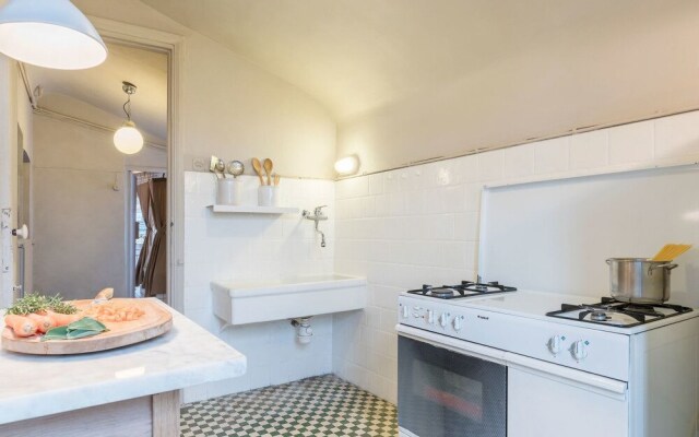 Unique Stylish Flat up to 6 Guests Near Vatican