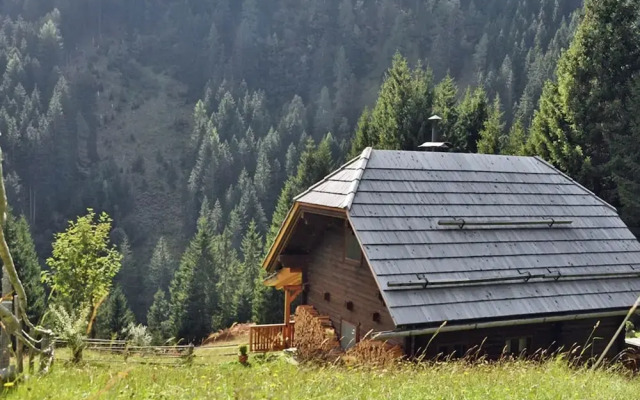 Chalet in Kolbnitz-teuchl With Balcony