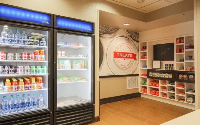 Hampton Inn And Suites Camarillo