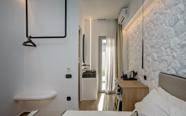 Levantes Luxury Suites I & II