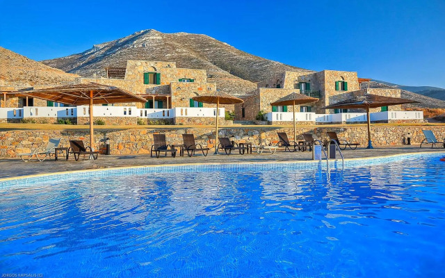 Aqua Petra Hotel