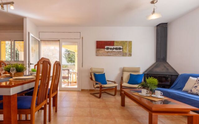 House Sally Deltebre