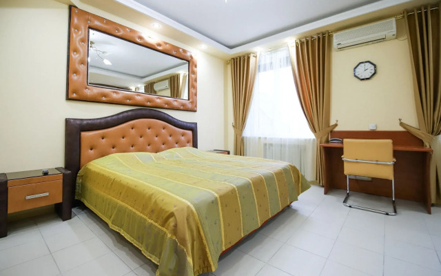 Prestige Hotel