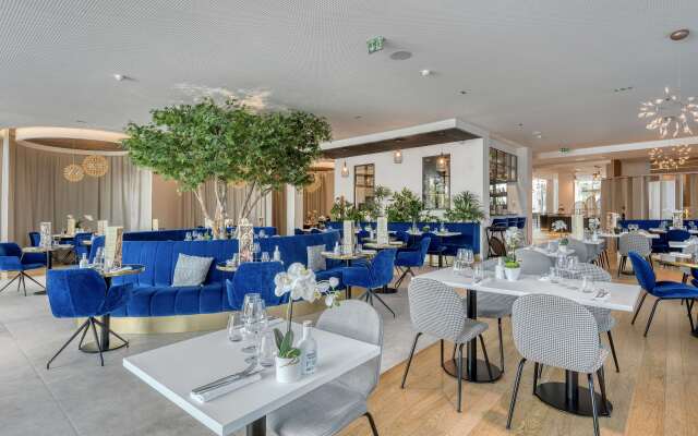 Golden Tulip Lyon Ouest Techlid - Hotel and Spa