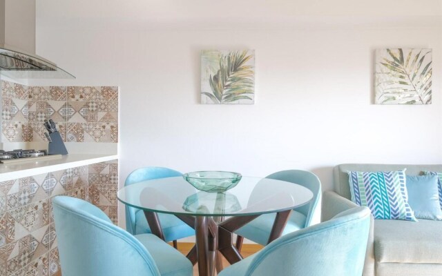 Modern 1 BR Barranco Apartment High Floor