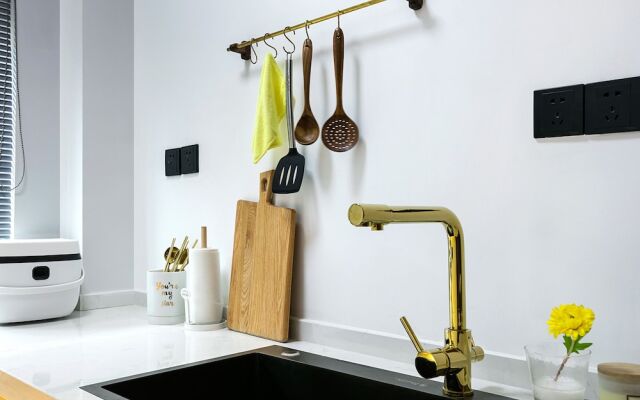 Zhigao West Lake Apartment Xihudadao