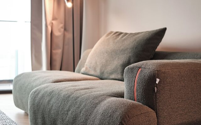 The Zipper Hotel & Apartments