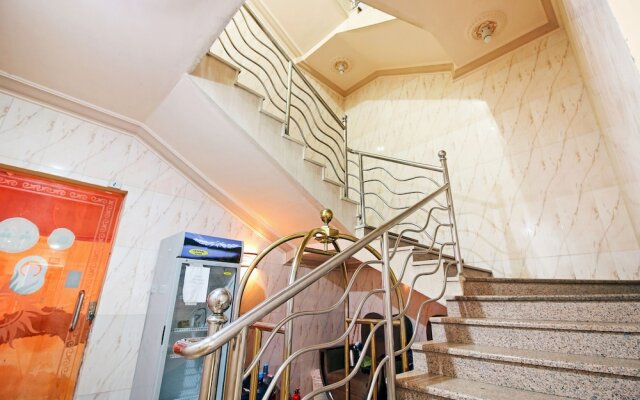 OYO 589 Lavina House