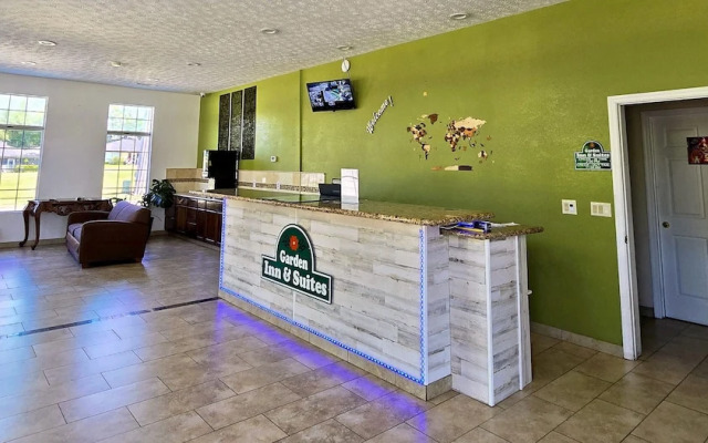 Garden Inn & Suites