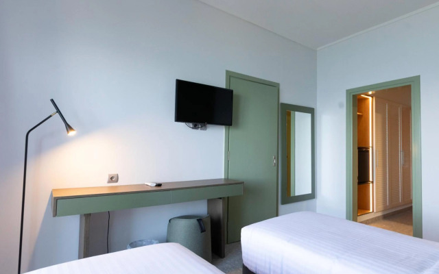 Messinian Bay Hotel