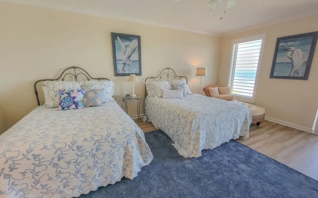 1104 Margate 3 Bedroom Condo