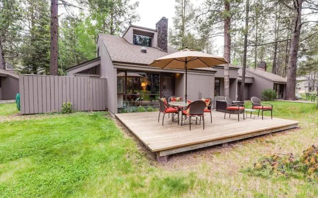 Meadow House Cndo 8