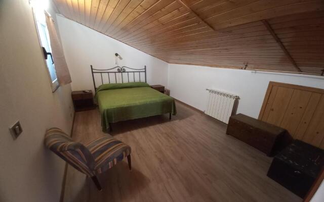 Bb Cesaro Mariolo House