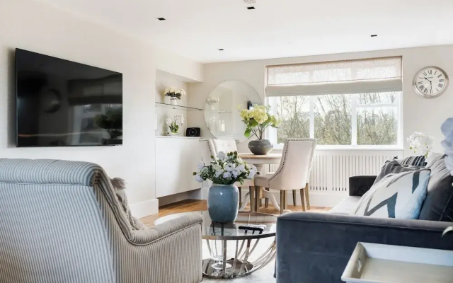 Luxury 3 Bedrooms Flat in Central London
