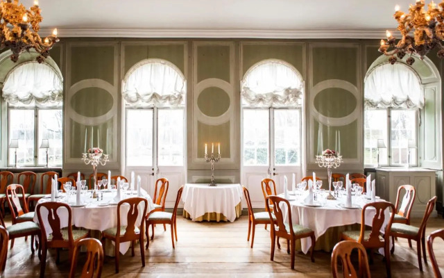 Store Restrup Slotshotel