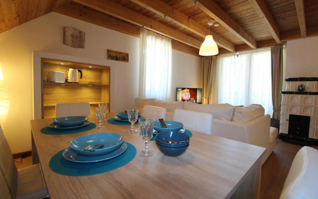 Ski-to-door Apartment PISTENBLICK