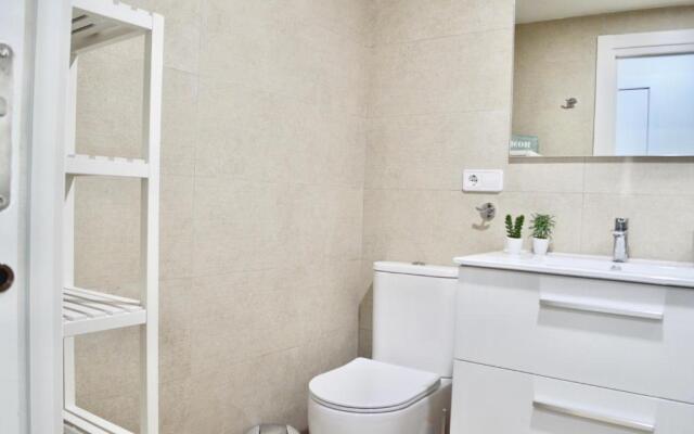 Apartamento Adriana. Céntrico, a 50m de la playa.