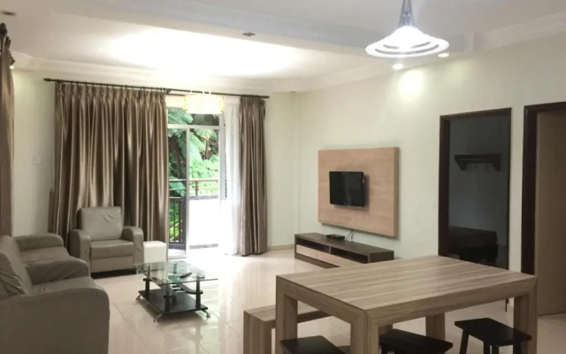 Hong Kong Apartment @ Crown Imperial Court