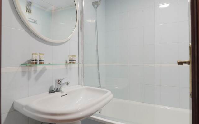 Big Retro Malagueta Beach And Downtown