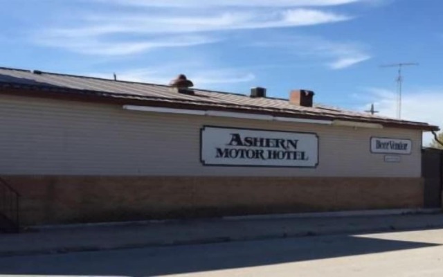 Ashern Motor Hotel