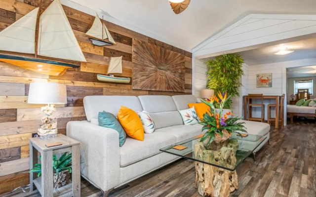 Gilligans Island by Tybee Vacation Rentals