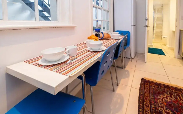 Host Stay Montpelier Colours