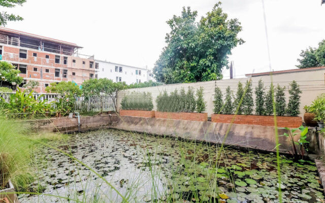 Manyi Boutique House