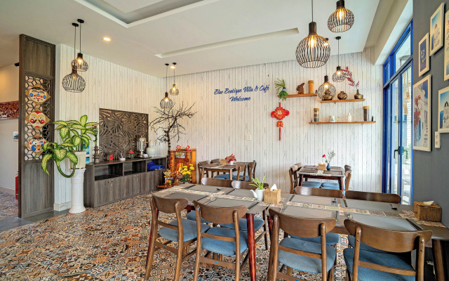 Chez Mimosa Hoi An Blue Villa