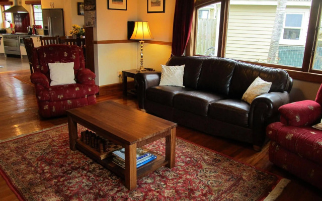 Nikau Lodge