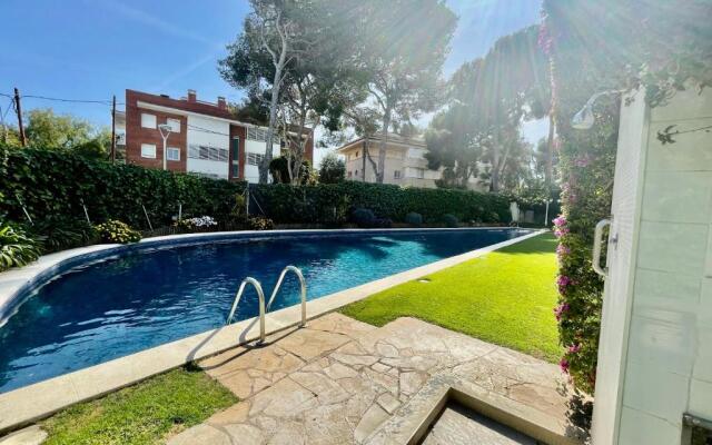LOVELY LOFT IN SITGES by hlclub HUTB-11931 SOC