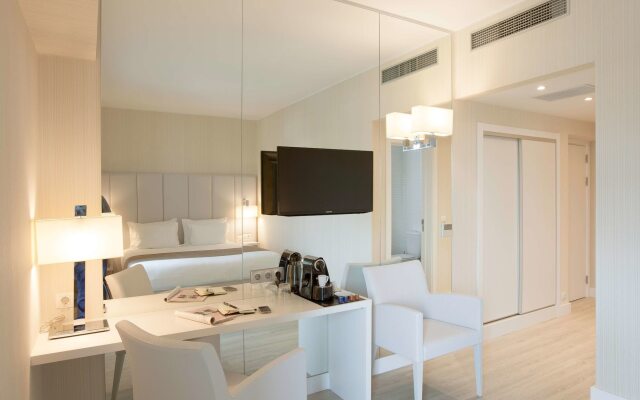 Lutecia Smart Design Hotel