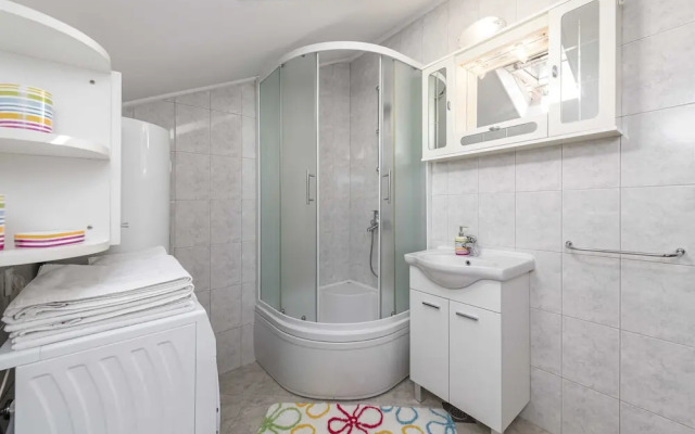 Green Hills Apartment