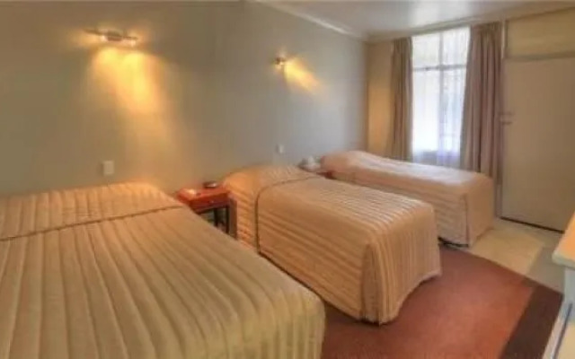 Silver Haven Motor Inn