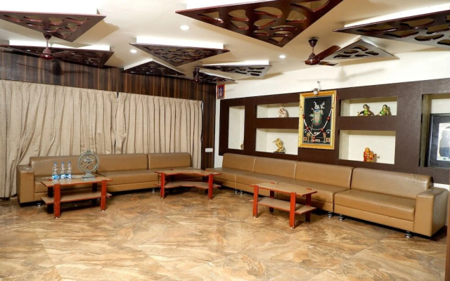 OYO 3737 Hotel City Palace