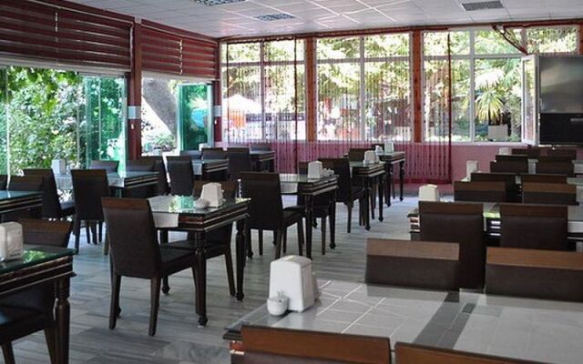 Aycan Otel