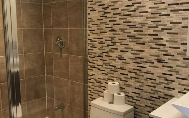 Bombay Suites Mississauga