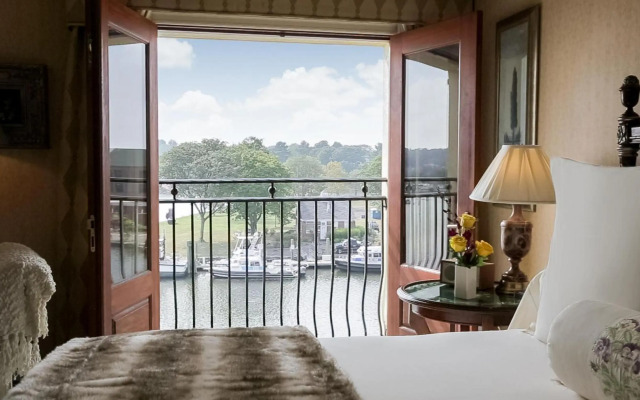 Delamar Greenwich Harbor