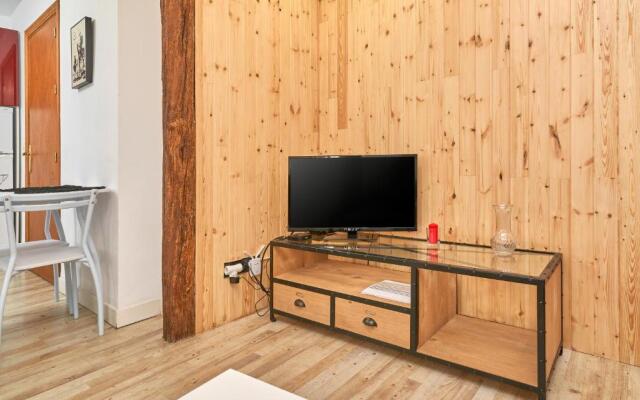 Apartment 250 M from the beach