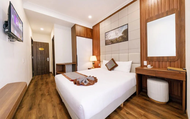Wisteria Hotel