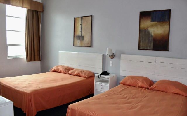 Hotel Plaza del Arco Express