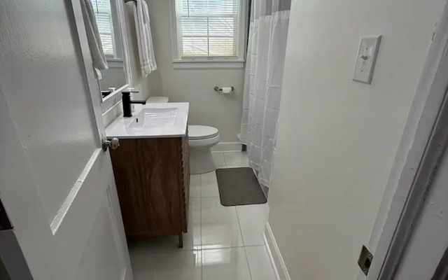New Cozy Durham 2 Bedroom Home B
