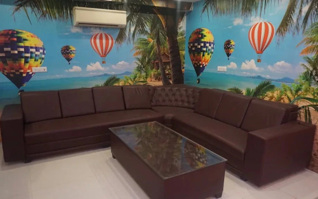 Hotel Dee Continental