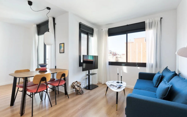 Urban Chill Apartments By Olala Homes