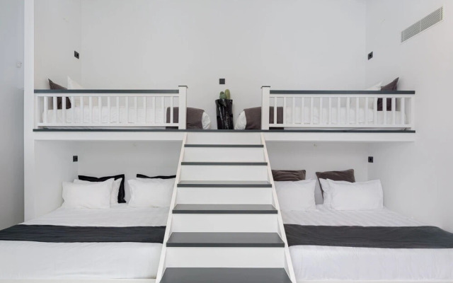 Athenian Black Villa