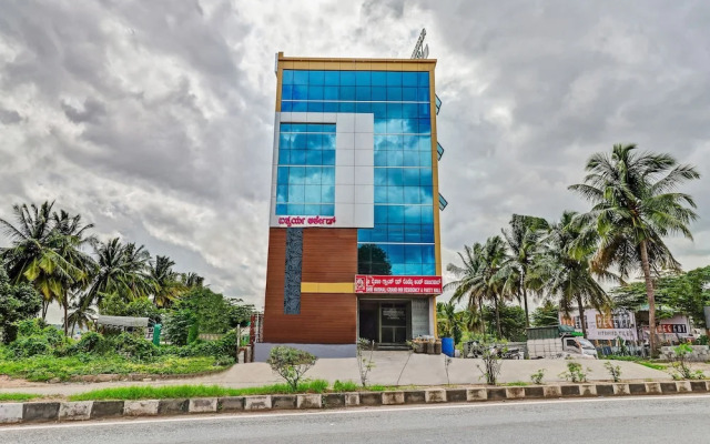 Oyo 48950 Vaishali Residency