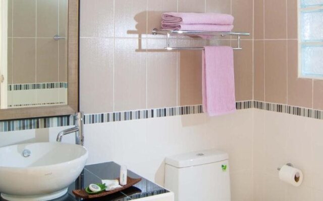 Suporn Lakeview Serviced Apartment & Homestay